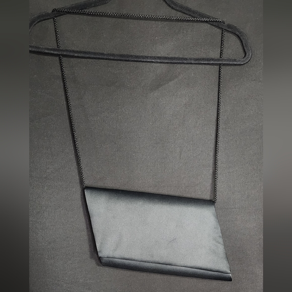 Black Trapezoid purse w/Cord strap 80s vintage - Picture 3 of 5